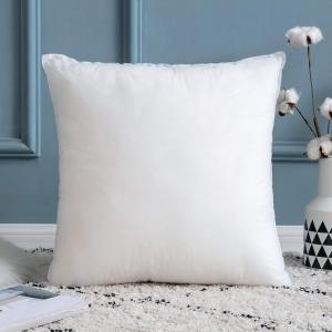 Premium Hilton Pillow (Size 18×28)